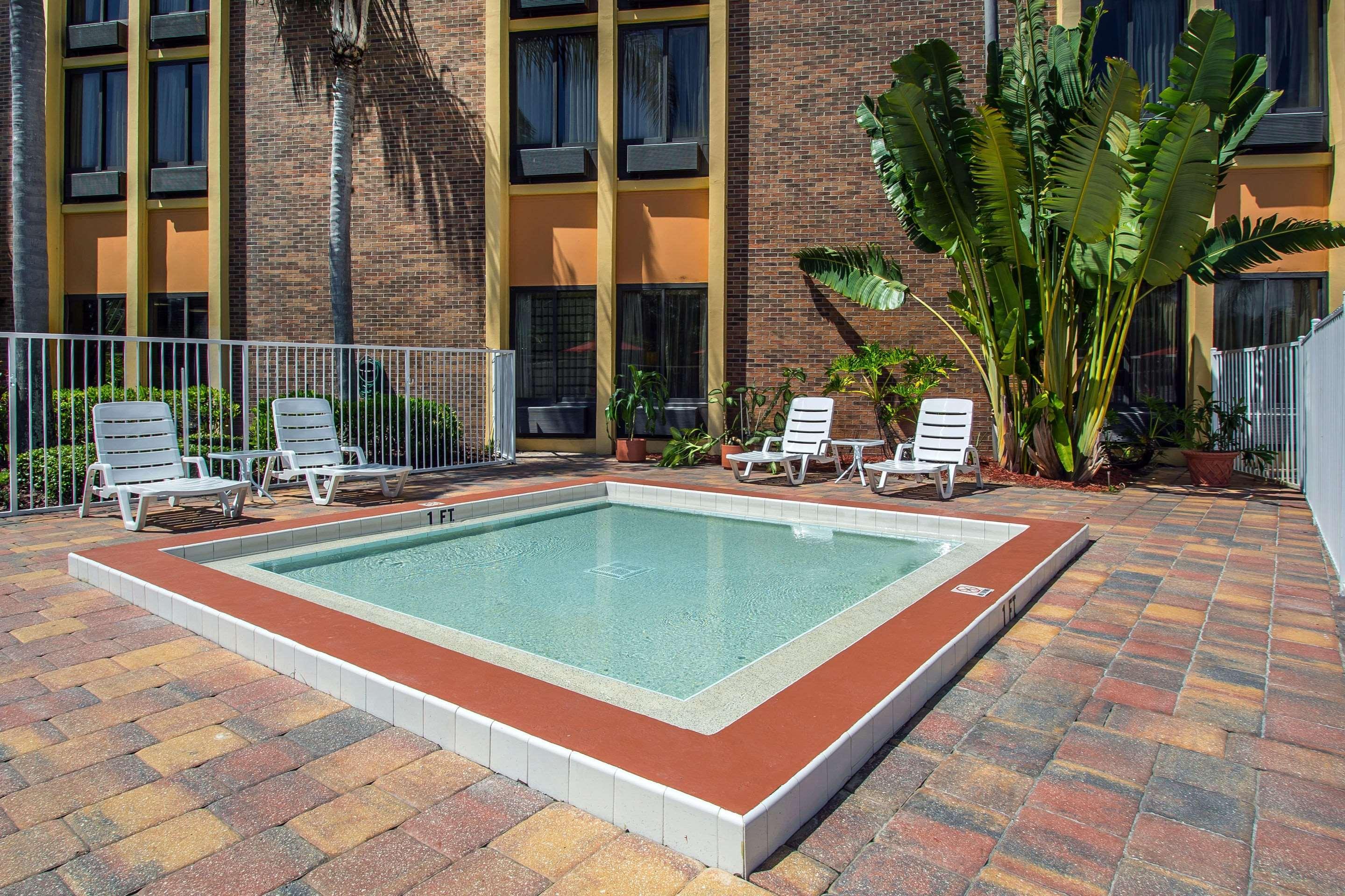 Comfort Inn & Suites Kissimmee By The Parks Four Corners Exteriér fotografie